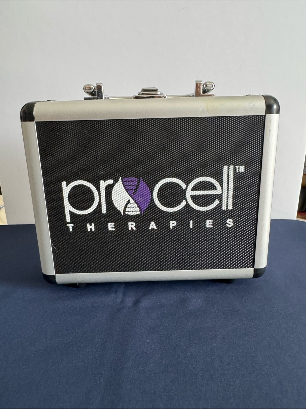 Procell Therapies Pro Microchanning device with carry case